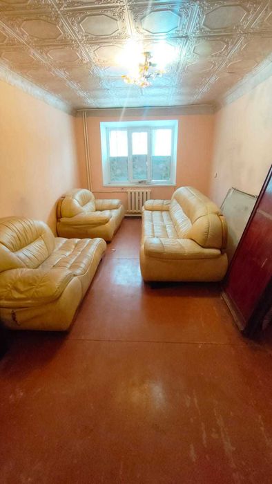 2-комнатный кв. на 1-этаже, по ул. Байзак батыра, не угловая