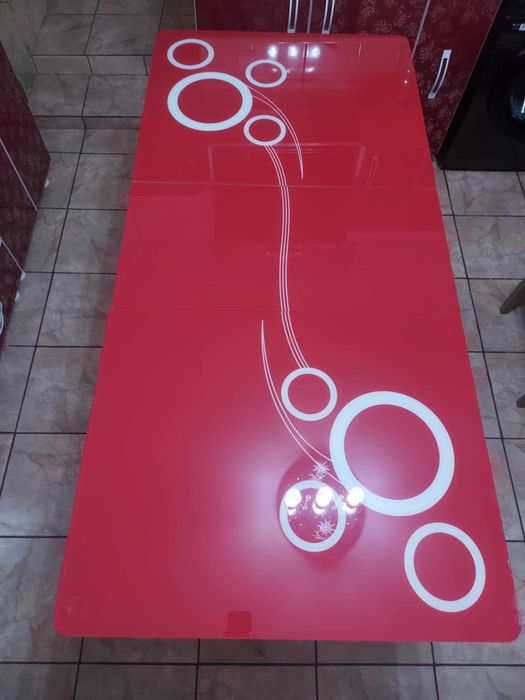 Masă cu blat lemn si sticlă