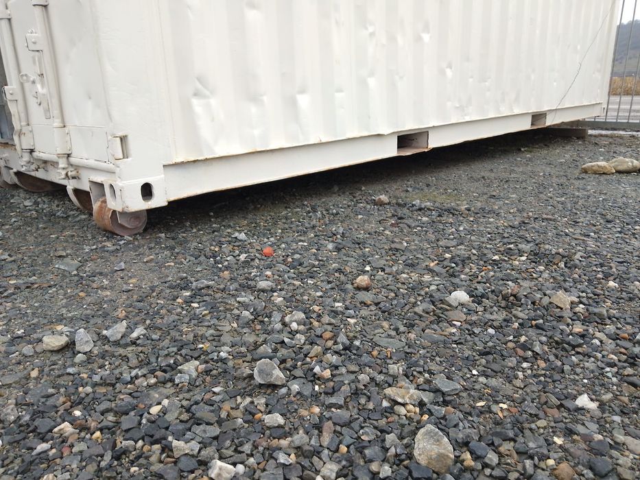 Container de vânzare – 6 m x 2,4 m