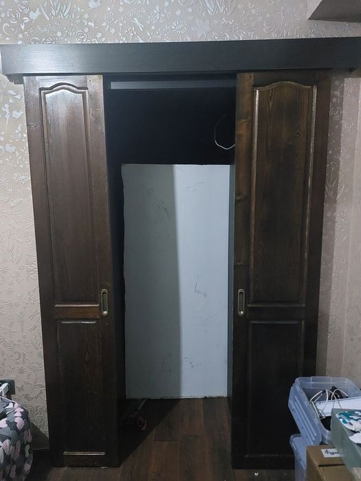 Раздвижные деревянные двери