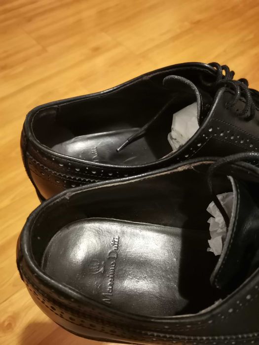 Pantofi model brogue MASSIMO DUTTI ,impecabili mar.42 culoare neagra