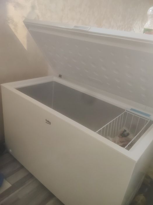 Lada frigorifica Beko