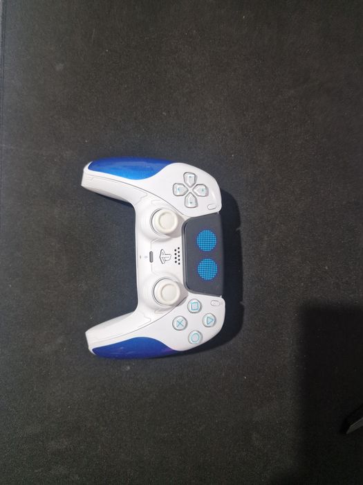 Ps5 controller astro bot