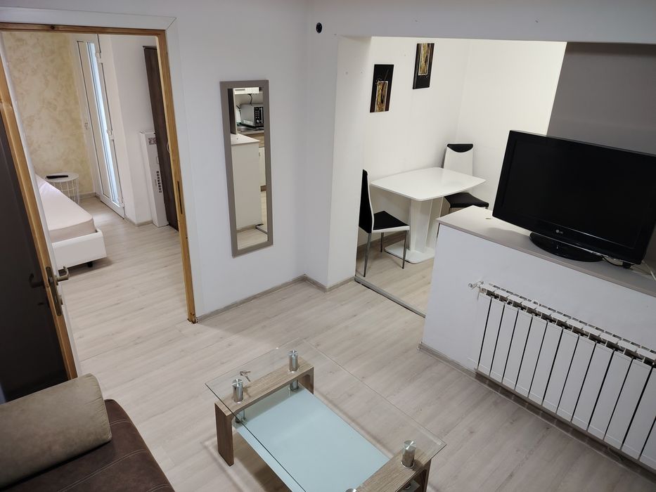 Chirie închiriez apartament