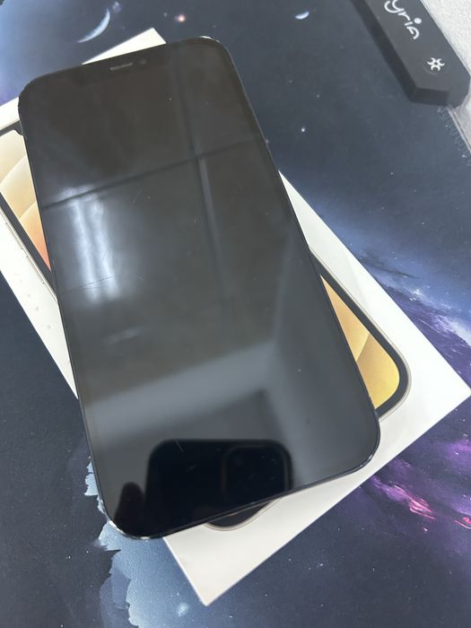 Iphone 12 | 64GB  | 75% Baterie |