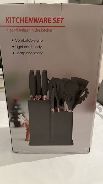 Продам набор кухонных инструментов