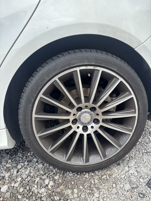 Джанти с гуми 18 a класа W176