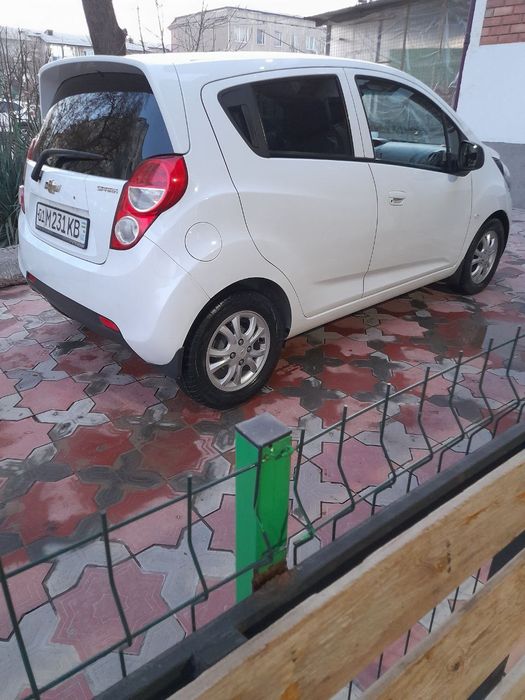 Продаётся автомобиль SPARK