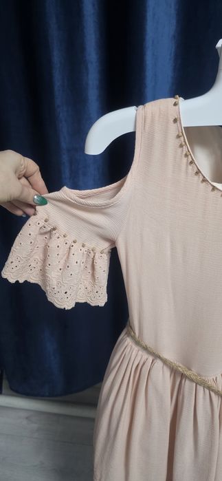 Платье для девочки рост 152