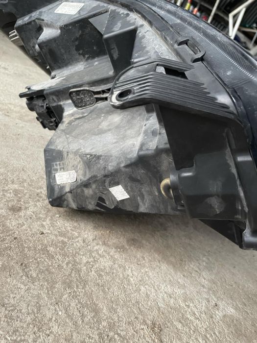 Ляв фар за Renault Master