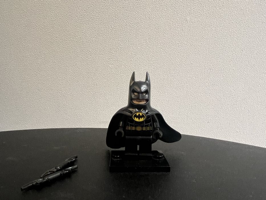 Лего минифигурка бетмен