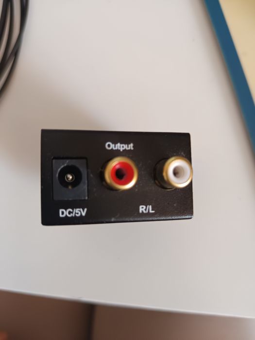 Digital Analog AUDIO конвертор TOSLINK + оптичен кабел