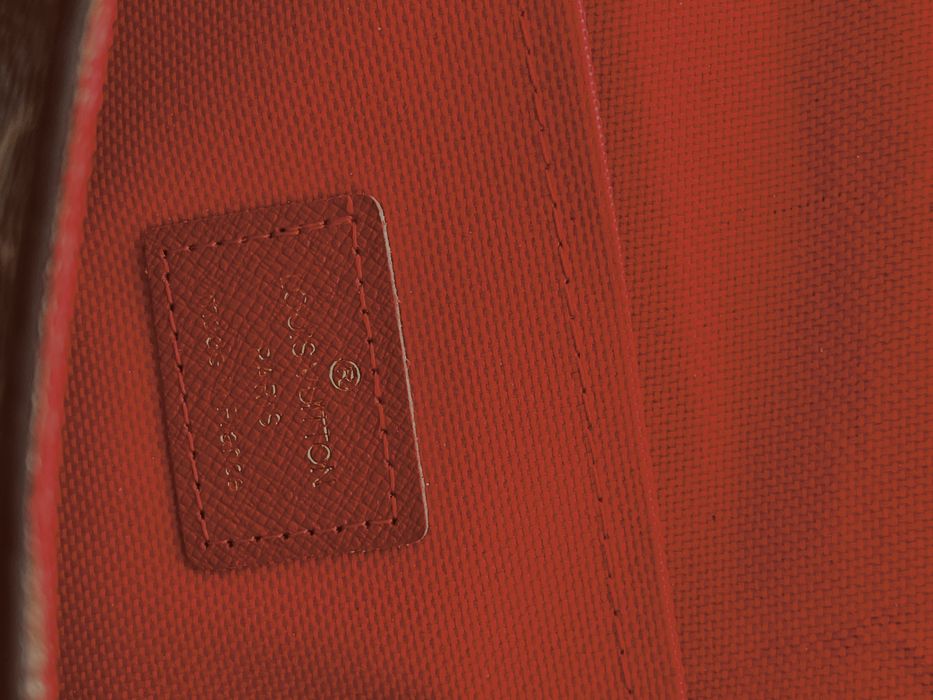 Geanta Louis Vuitton Felicie Pochette Monogram cu lant si insertie zip