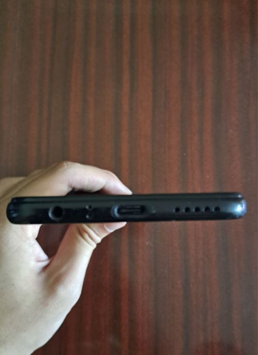 Redmi note 8 4/64 GB
Xotira
Operativ xotira: 4GB
Karob