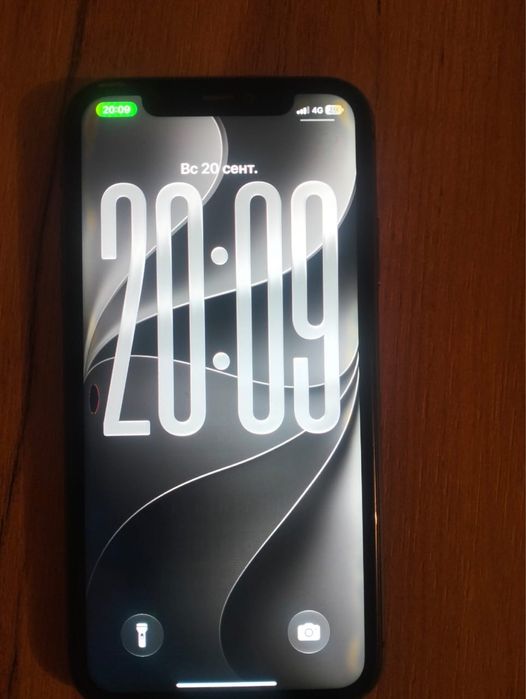 Срочно продам Apple Iphone 11