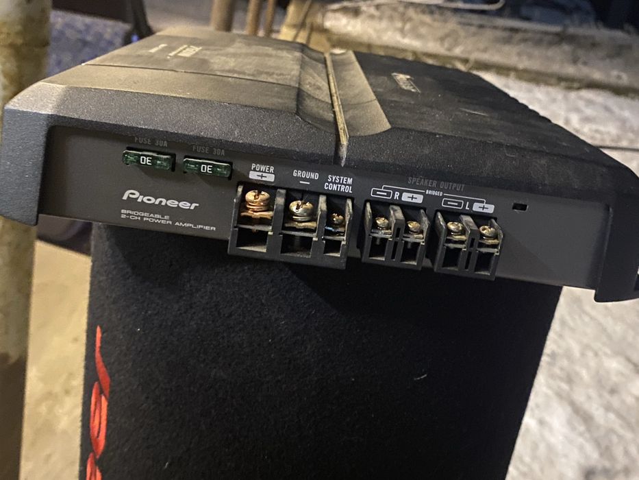 Саб буфер и усилитель