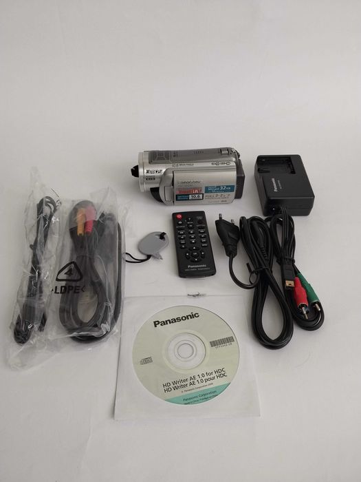 Panasonic HDC-SD200 цифрова видеокамера японска нова