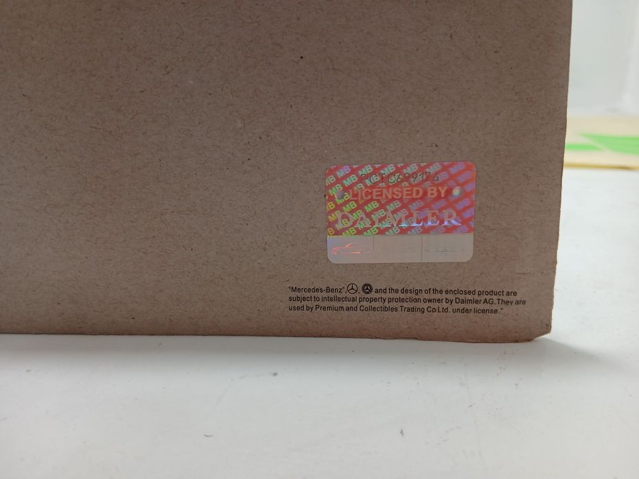 умален модел F1 Lewis Hamilton в мащаб 1:43