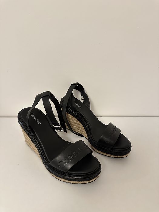 sandale cu platforma calvin klein 39