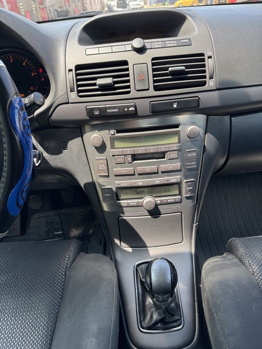 toyota avensis T25 2.0 diesel 2004