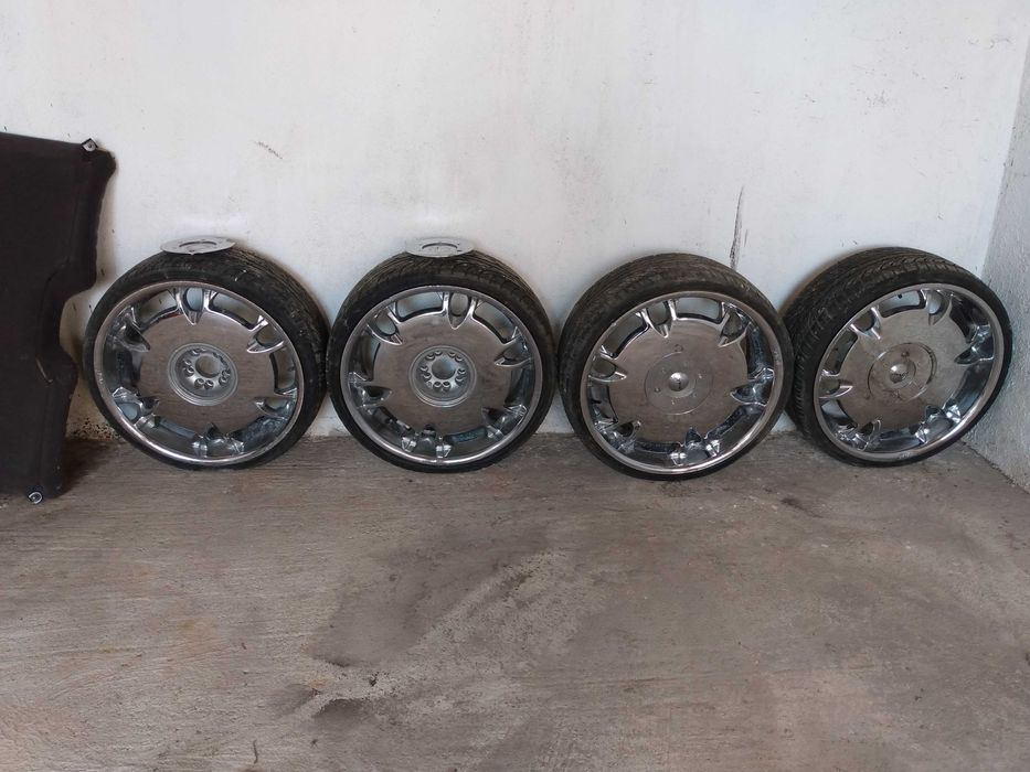 Genti cromate 22" cu cauciucurii