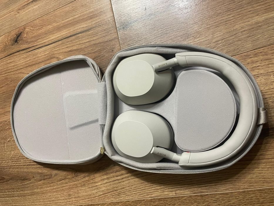 Наушники Sony WH-1000XM5