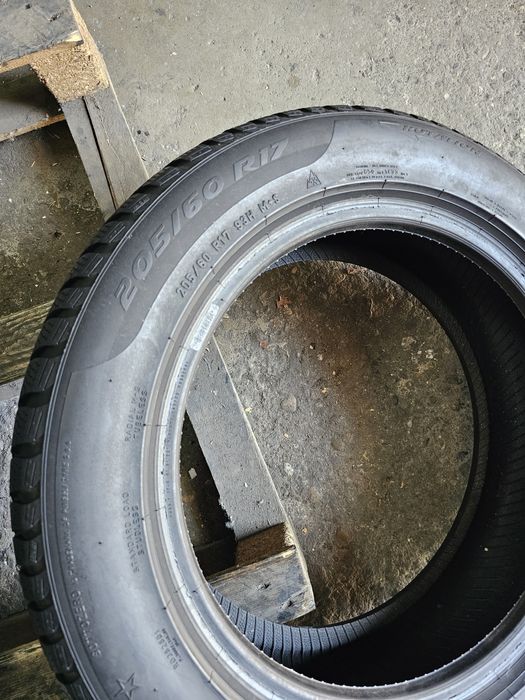 2 anvelope iarna 205 60 17 Pirelli 6.2mm