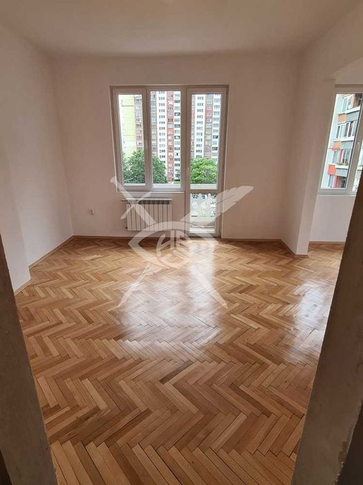 Продава се Многостаен апартамент в София, Център - 115 кв.м за 2044 €/кв.м - Снимка #1