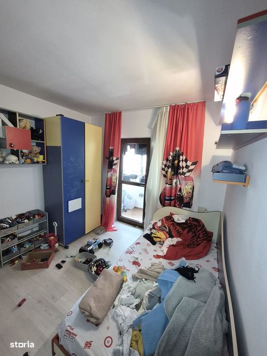Apartament cu 3 camere decomandat Valea Lupului pe lângă Soleia