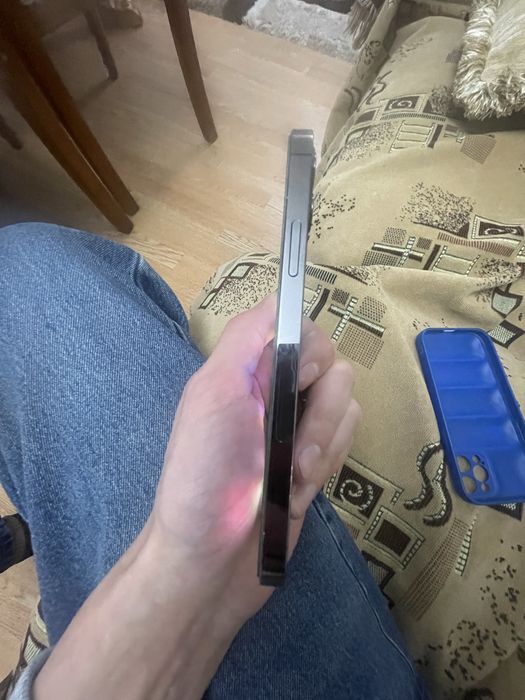 Продам iphone 12 pro 128gb