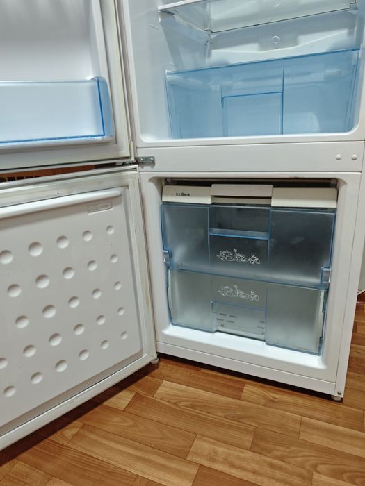 Холодильник BeKo продам