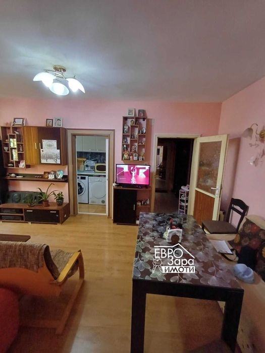 Продава се Тристаен апартамент в Стара Загора, Опълченски - 67 кв.м за 1150 €/кв.м - Снимка #2