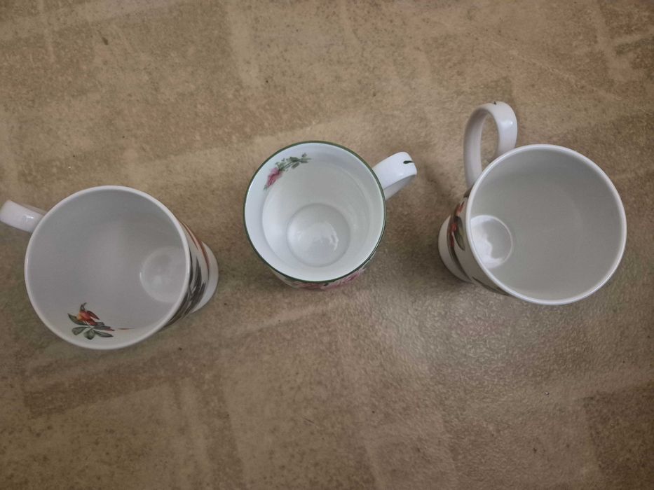 Порцеланови чаши