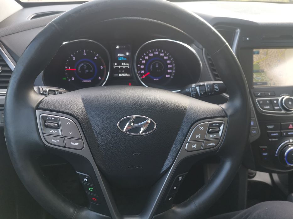 Hyundai Grand Santa Fe - EXECUTIVE FULL