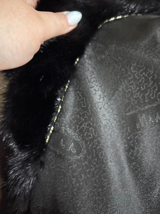 Продам норковую шубу