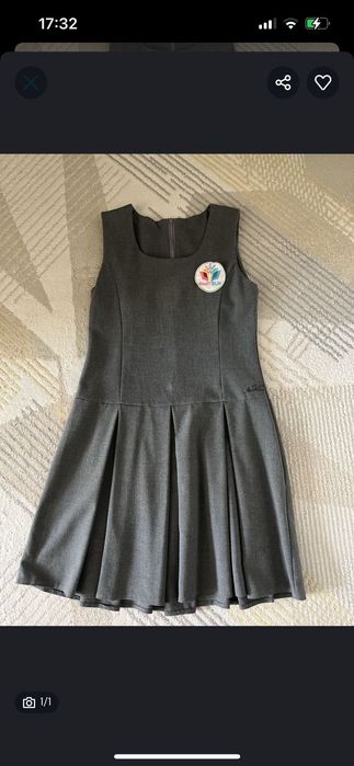 Продам сарафон для девочек возраст 9.10 лет