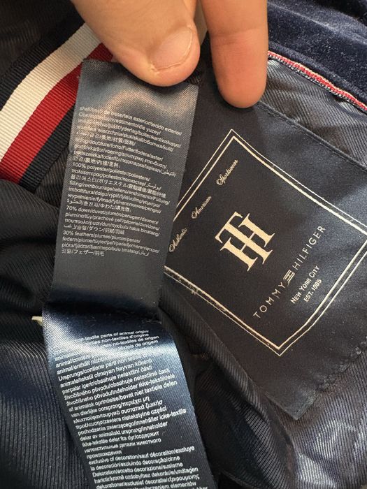 Дамско кадифено зимно яке Tommy Hilfiger с пух и пера