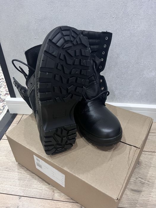 Продам берцы новые