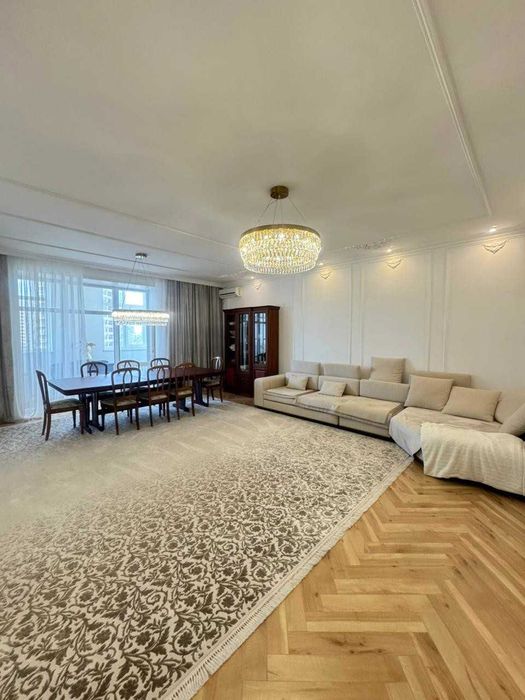 Продажа 4-комнатной квартиры