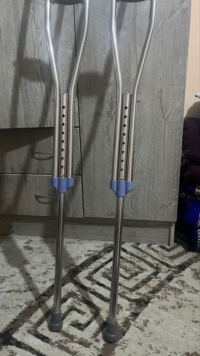 Костыли почти новые