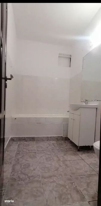 garsoniera parter Romancierilor nemobilat neutilat pet friendly