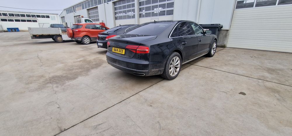 Far matrix audi a8  2016 de Europa complect