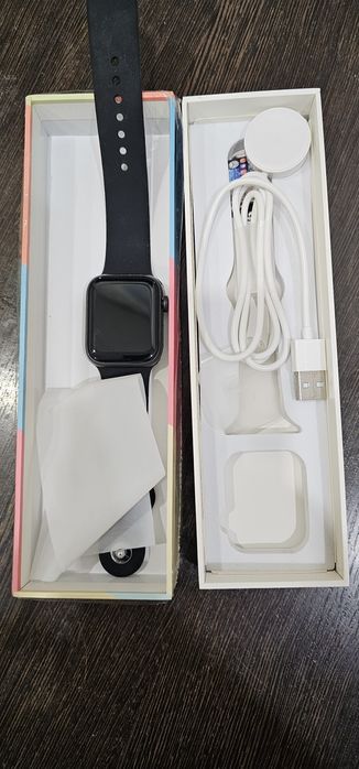 Смарт часы.     .