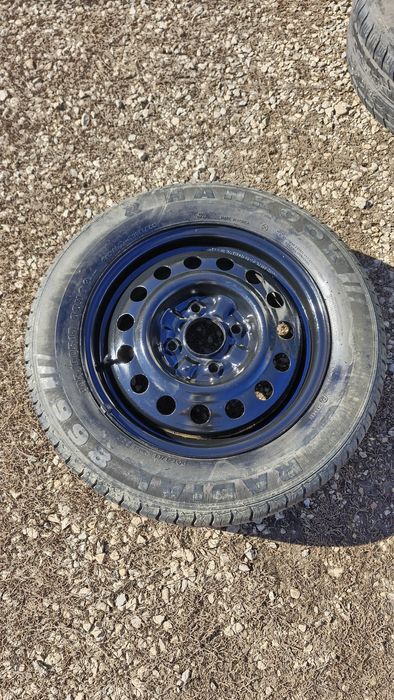 Продам запаски и шины