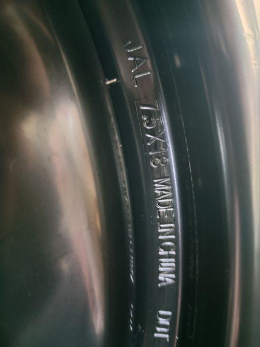 Диски железные,18 размер