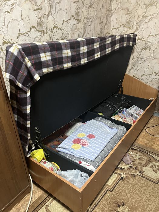 П р о д а м б / у