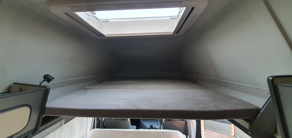 Autorulotă inmatriculată Mercedes original fabrică Weinsberg