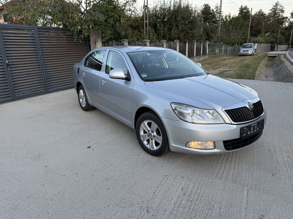 SKODA Octavia 2010 — imagine 2