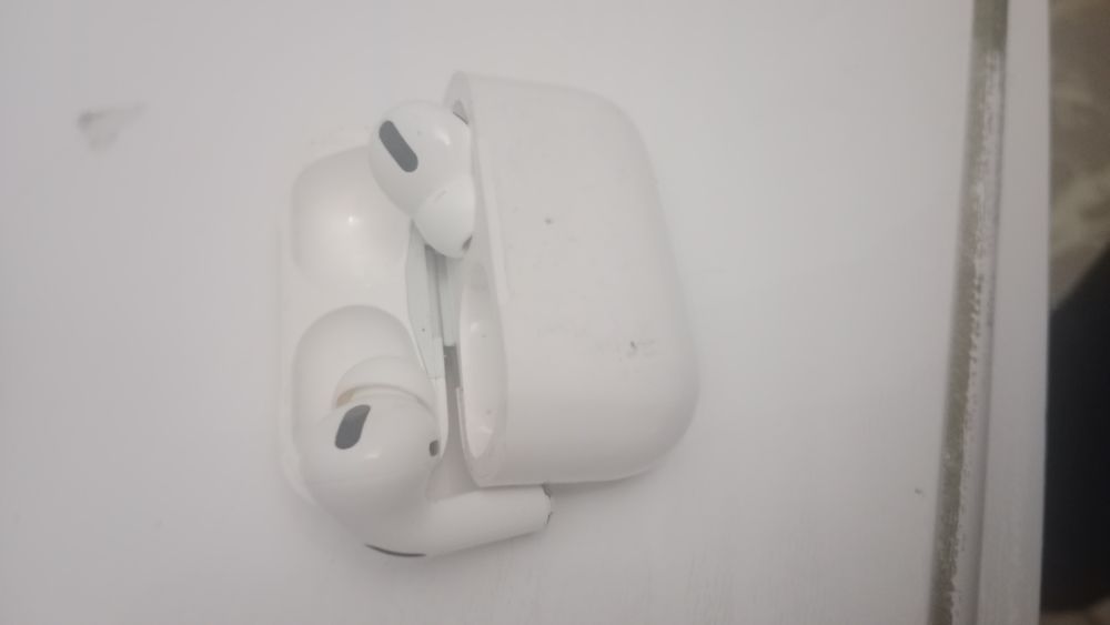 Airpods pro 1, без зарядки