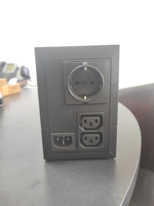 UPS Непрекъсваемо захранване - Eaton 5E 650I с нова батерия